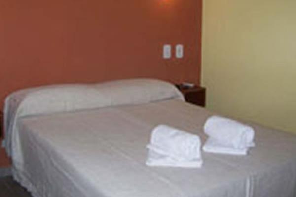Hotel Nueva Habana Rooms Colon Екстериор снимка